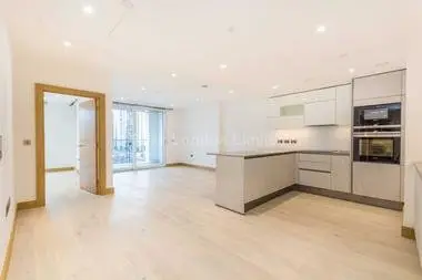 Two spacious double bedrooms at High Street, Wimbledon, 7RG