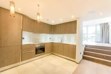 Two spacious double bedrooms at HIGH STREET, WIMBLEDON SW19, 7RG