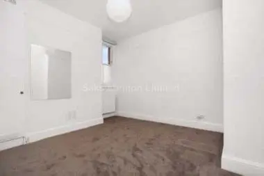 Stylish living area at Fircroft Road, Tooting Bec, 7PS