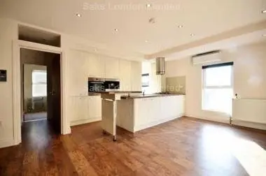 Decent size reception area at Blue Gates, Wimbledon, SW19, 7DG