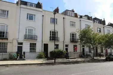 Three Double Bedrooms at Liverpool Road, Islington, 1LG